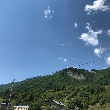 Hotel White Mountains • Თეთრი Მთები Mestia Exterior photo